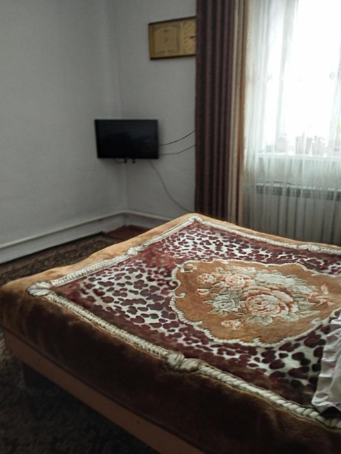 Guest House Sono Adress Derbisheva 202 Karakol Buitenkant foto