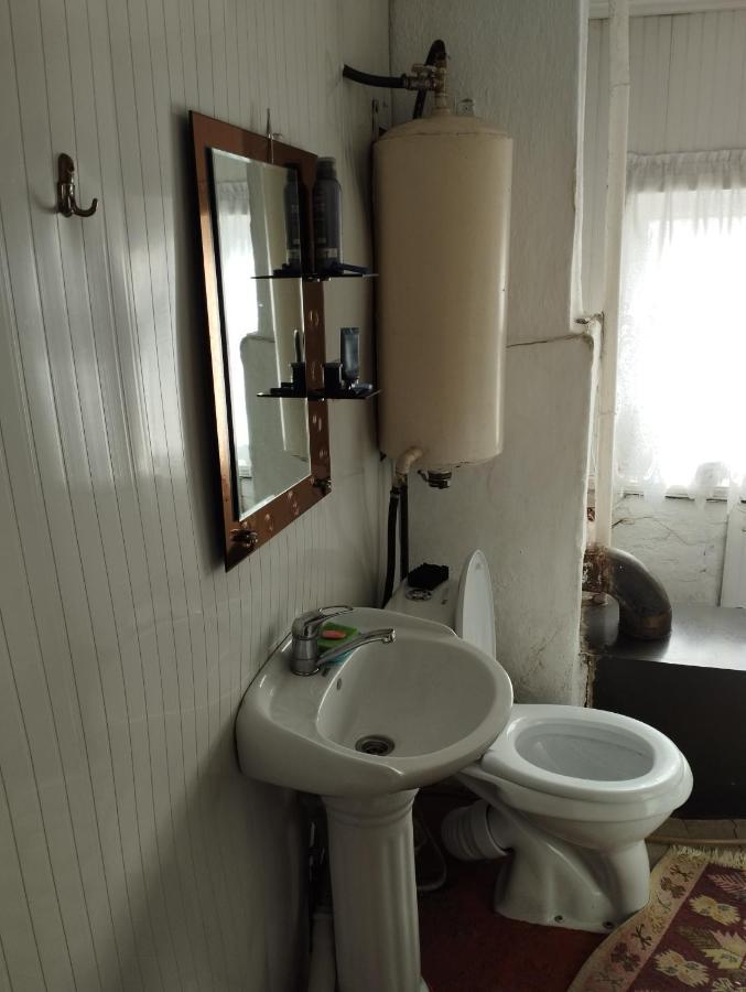 Guest House Sono Adress Derbisheva 202 Karakol Buitenkant foto